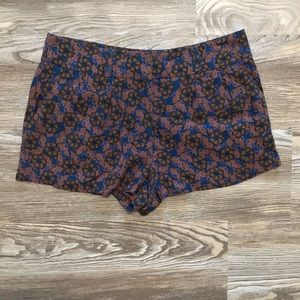 Forever 21 Blue Brown Floral Mid Rise Contemporary Booty Shorts Medium NWOT